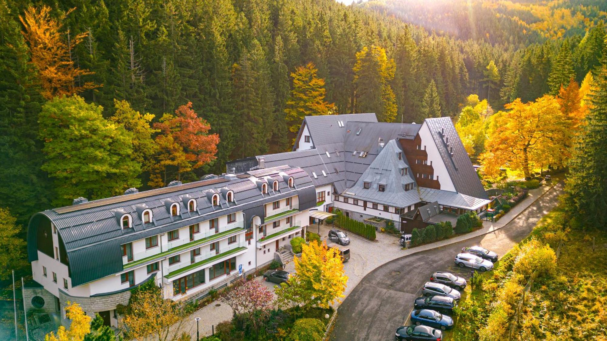קובארה Jelenia Struga Medical Spa מראה חיצוני תמונה